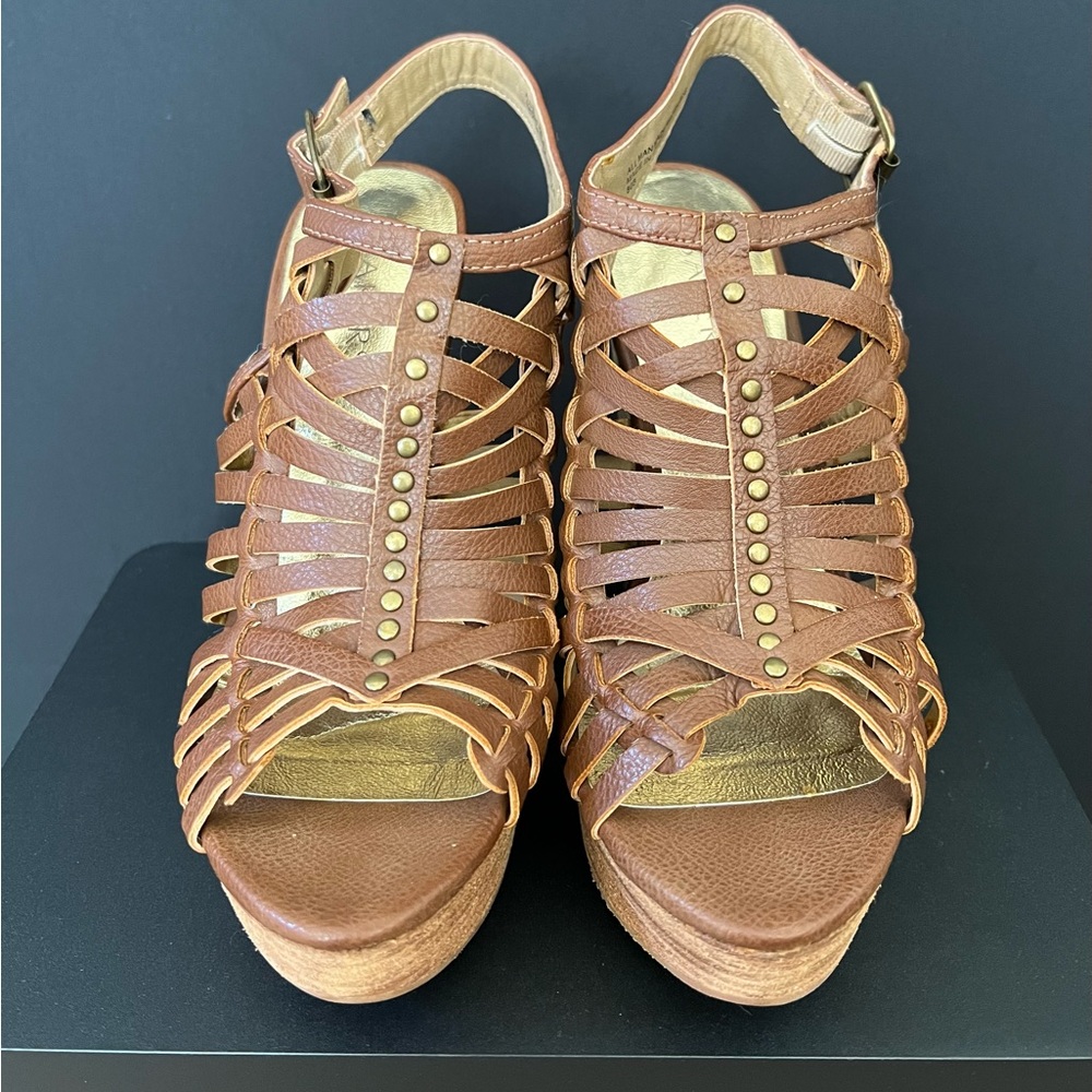 BAKERS “Rylan” Platform Sandal - Picture 3 of 6